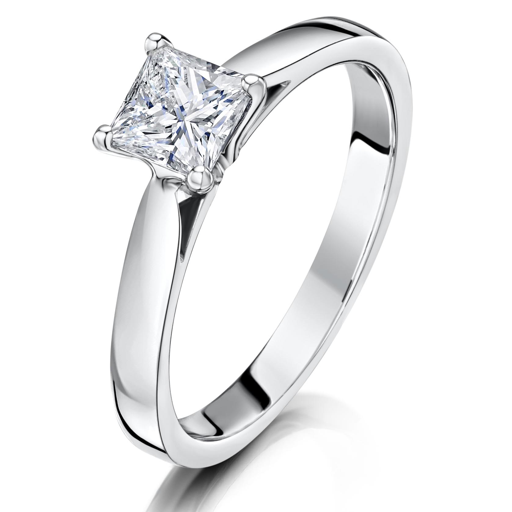 Princess cut Diamond solitaire ring